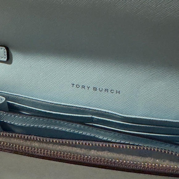 Tory Burch Convertible Leather  Wallet.  Riviera Blue With Silver Chain.  NWT. - Picture 4 of 11